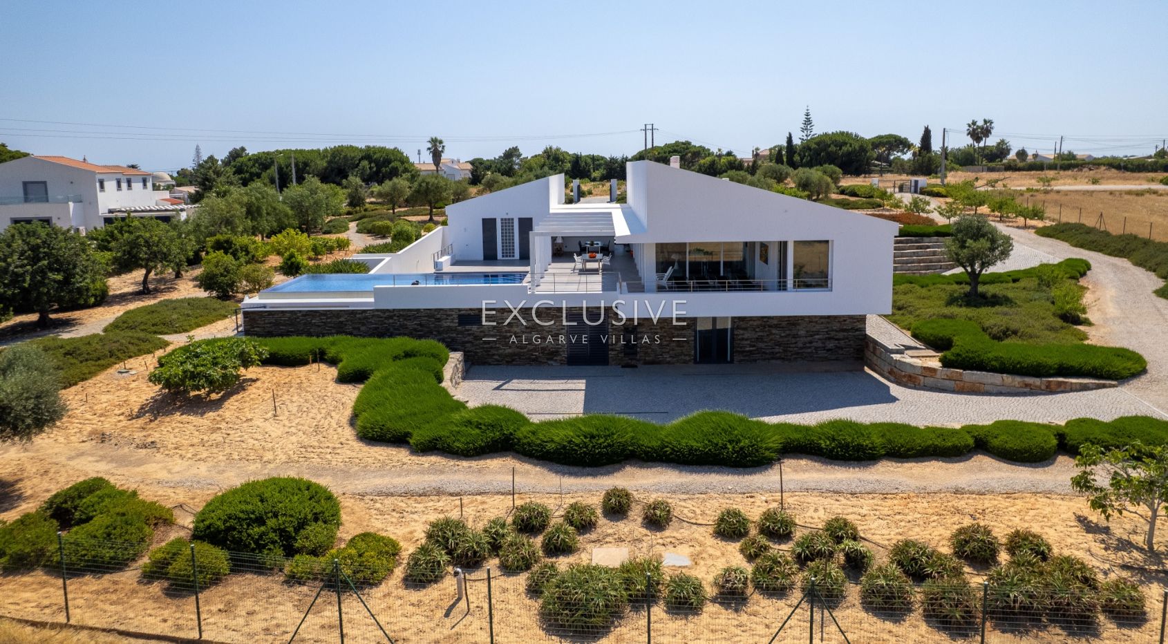 Unique designer contemporary villa in Carvoeiro with large plot and private pool near the beach
