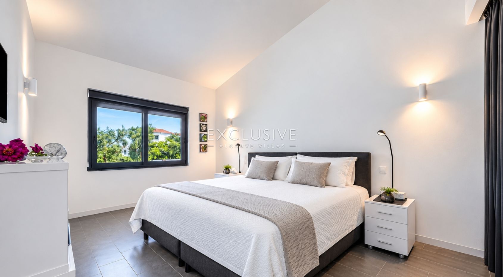 Unique designer contemporary villa in Carvoeiro with large plot and private pool near the beach