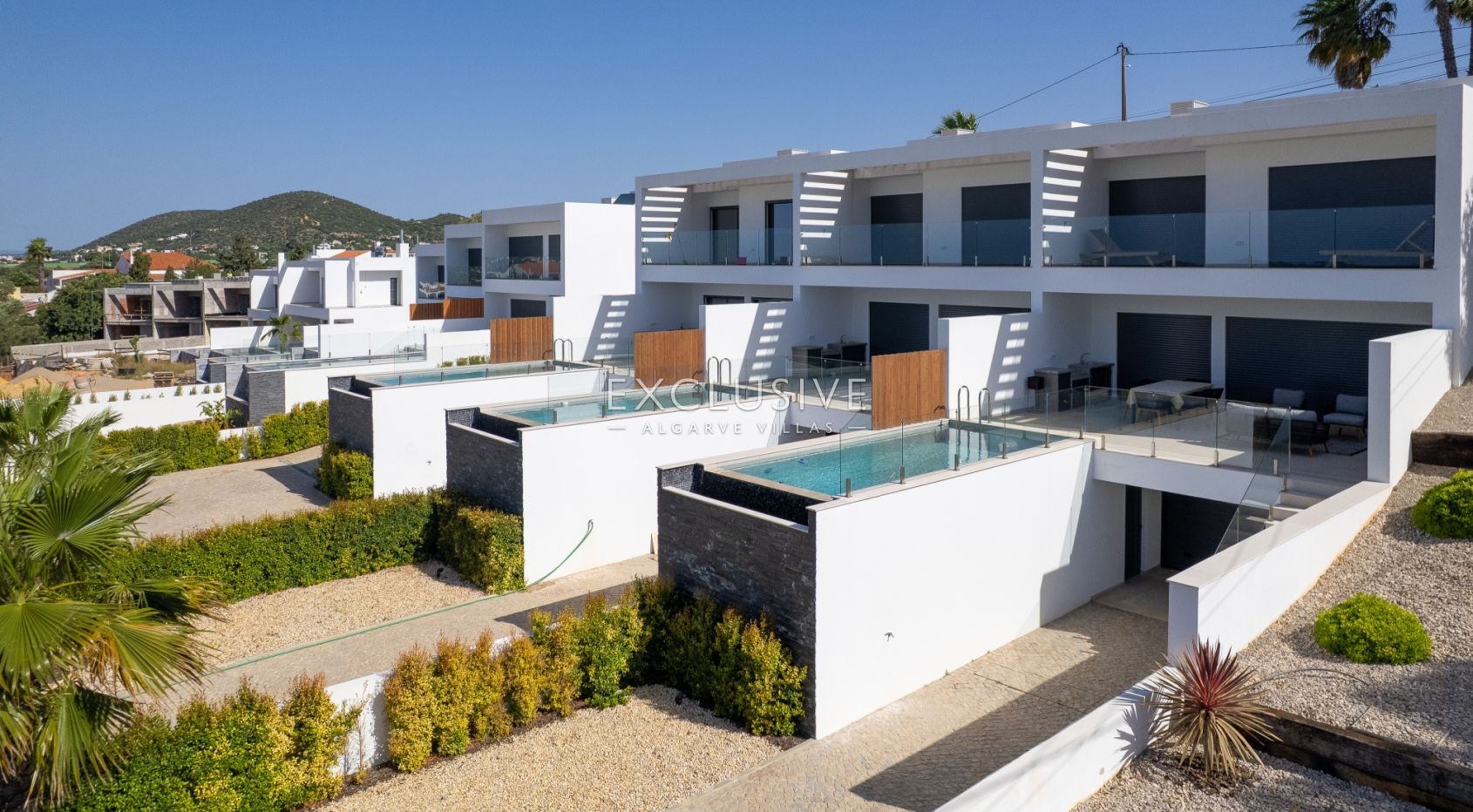 Contemporary Villa with panoramic views and Pool in Central Almancil, Algarve