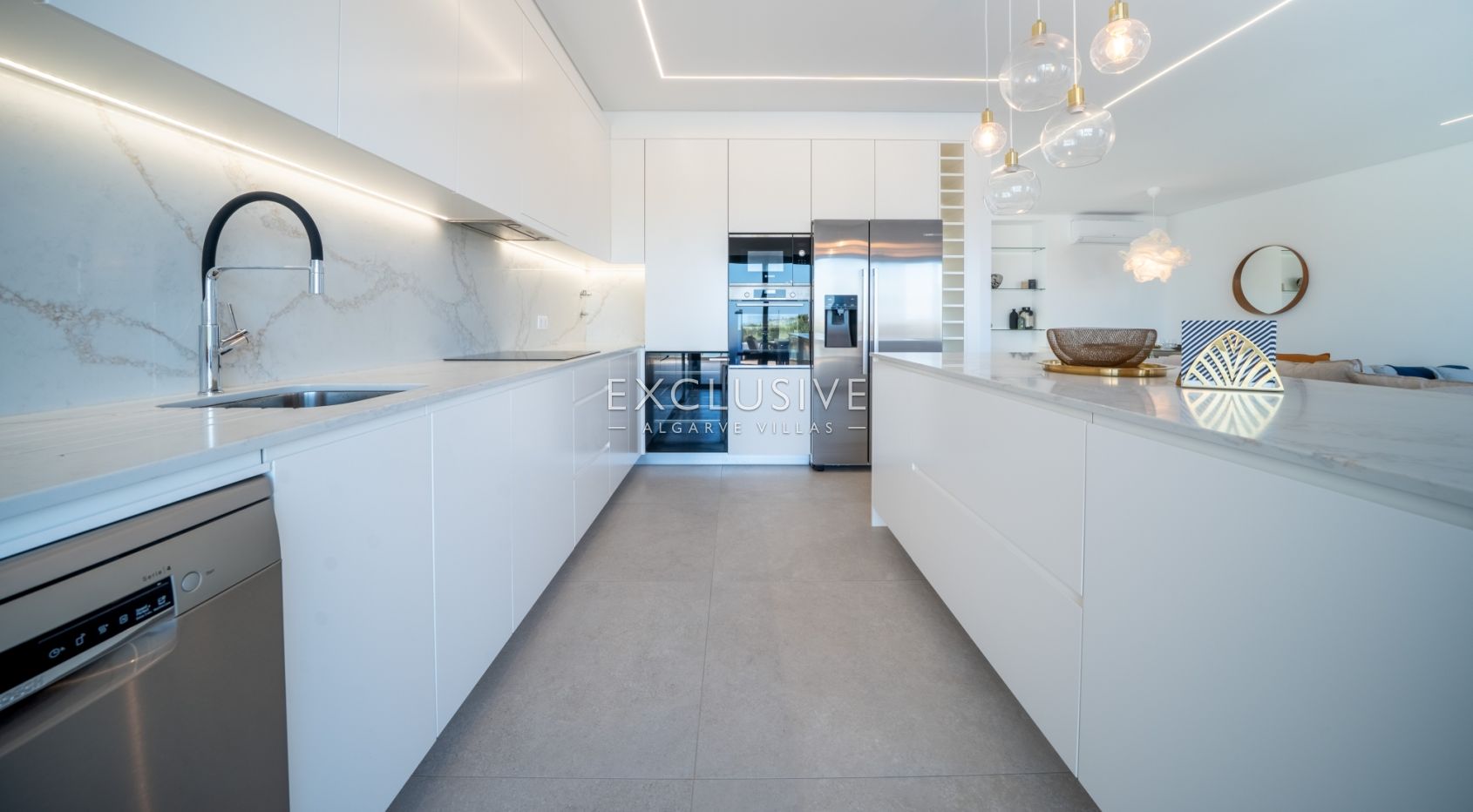 Minimalist Design, Maximum Comfort, New Build Villas in Prime Almancil Location, Algarve