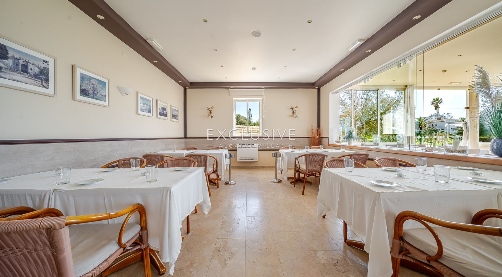 Restaurant with seaviews, Carvoeiro, Algarve
