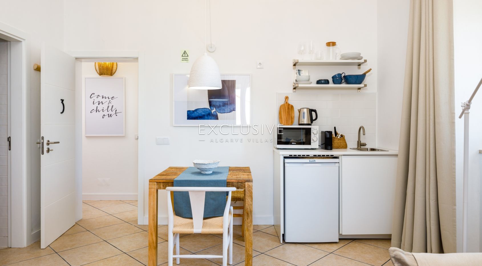 Investment opportunity - 4 beach studio apartments Praia do Carvoeiro, Algarve