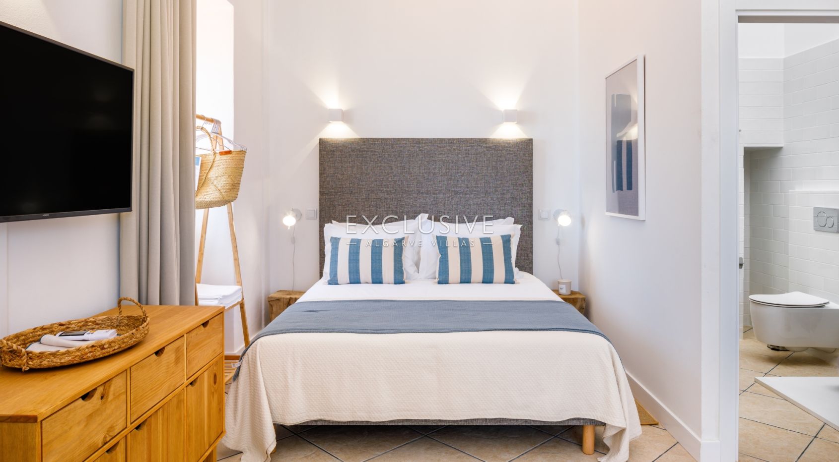 Investment opportunity - 4 beach studio apartments Praia do Carvoeiro, Algarve