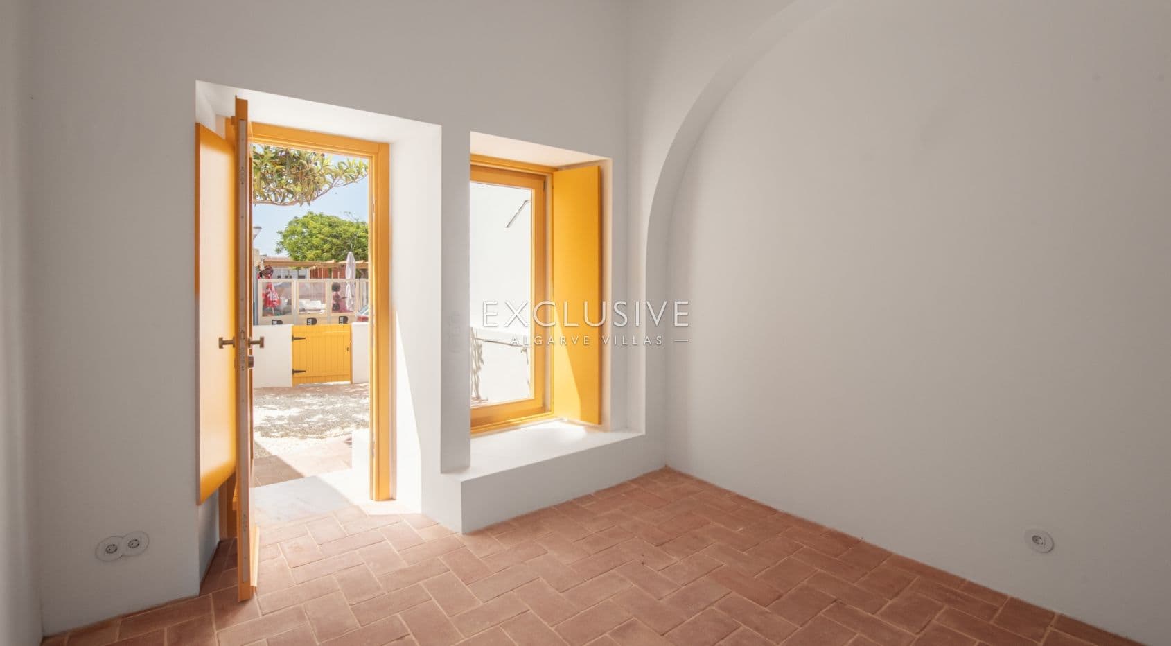 Brand New Townhouse in the Centre of Vila do Bispo, Algarve-2