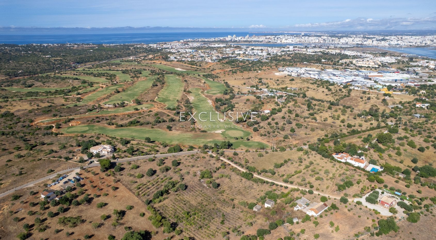 Plot of Land with ruins, sea and golf views near the golf in Lagoa, Algarve
