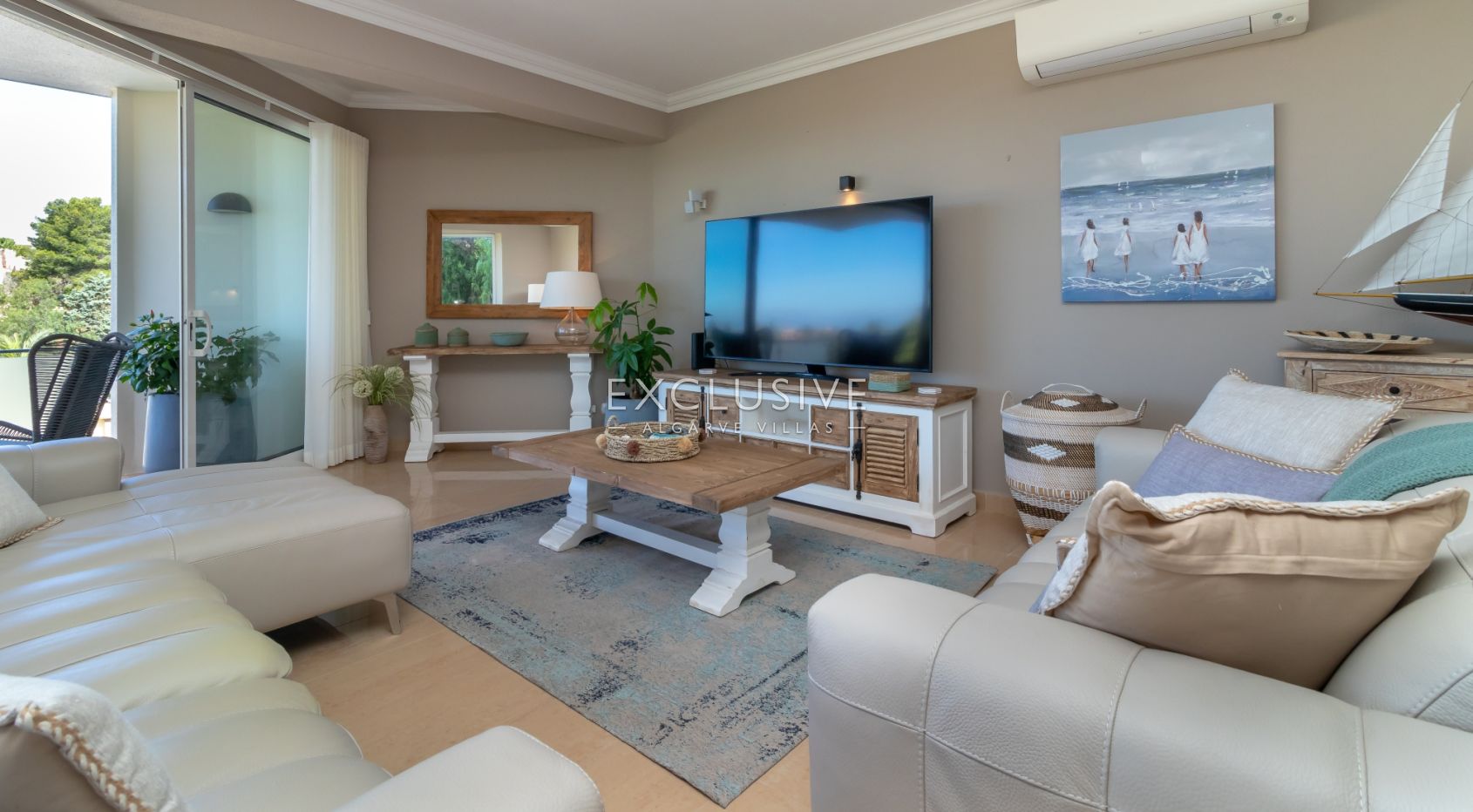 3 bedroom apartment in Ferragudo, Algarve