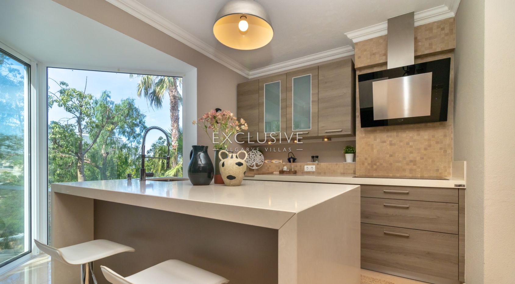 3 bedroom apartment in Ferragudo, Algarve