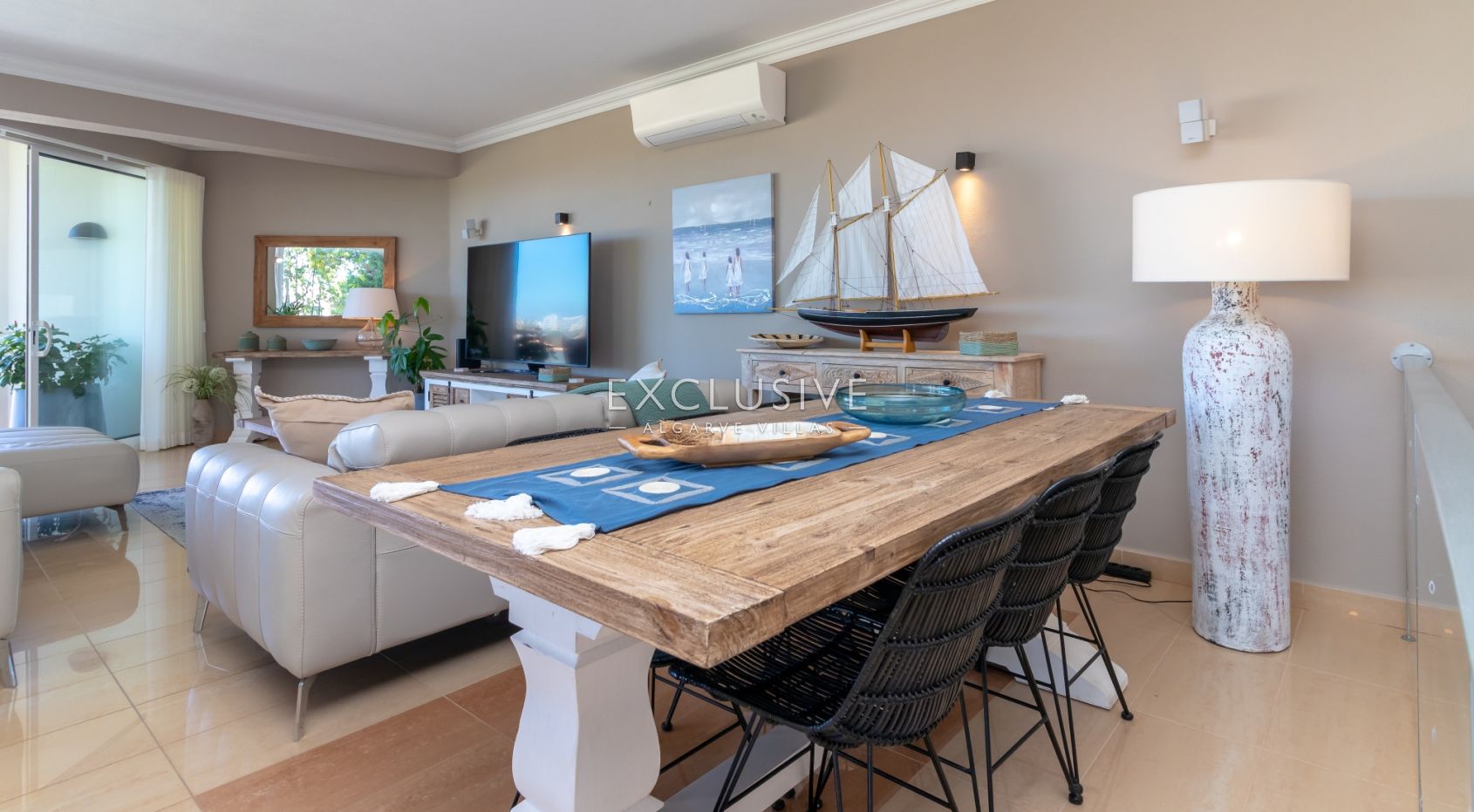3 bedroom apartment in Ferragudo, Algarve