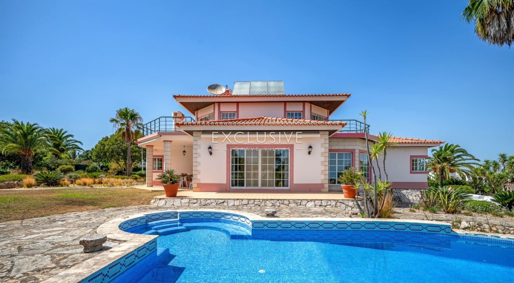 3 bedroom Villa in Sesmarias, Carvoeiro-1